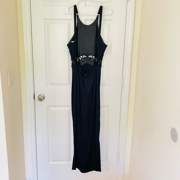 GORGEOUS Backless Gown with Slit - Picture 3 of 8